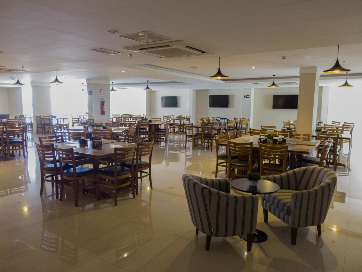 Ibiza Plaza Hotel Anápolis Buitenkant foto