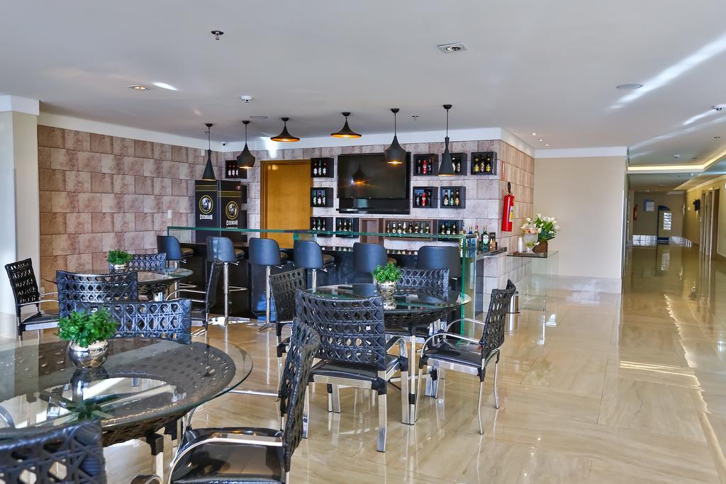 Ibiza Plaza Hotel Anápolis Buitenkant foto