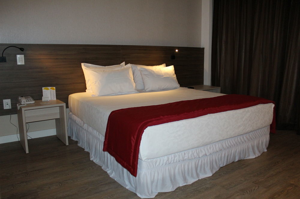 Ibiza Plaza Hotel Anápolis Buitenkant foto