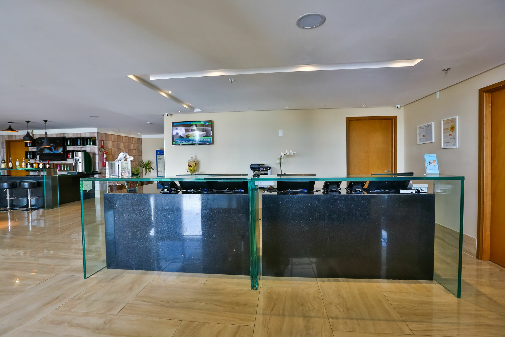 Ibiza Plaza Hotel Anápolis Buitenkant foto