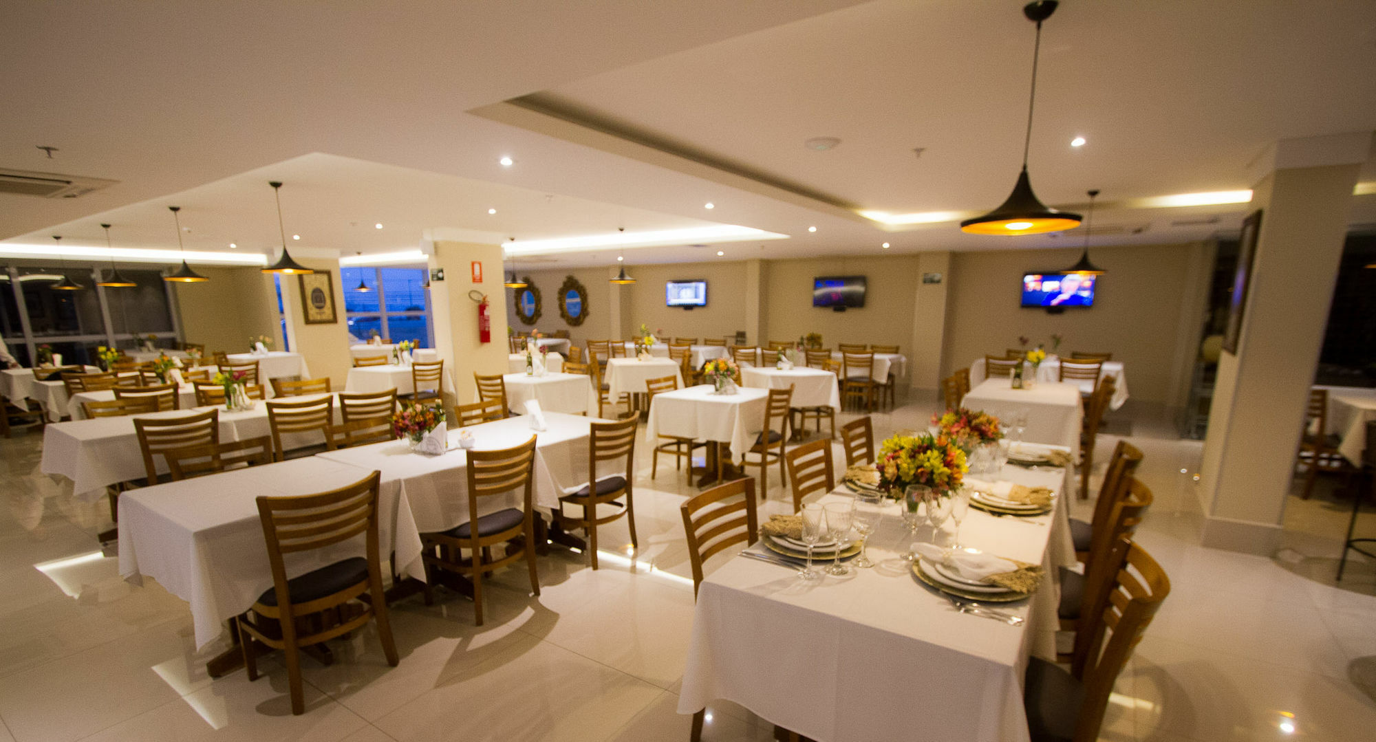 Ibiza Plaza Hotel Anápolis Buitenkant foto