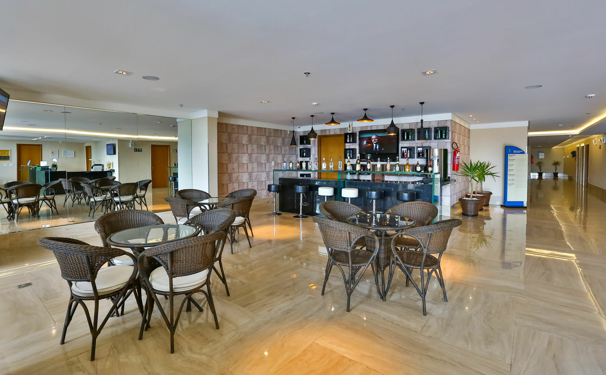Ibiza Plaza Hotel Anápolis Buitenkant foto