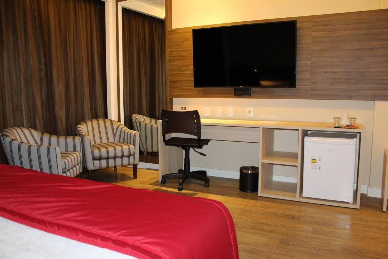 Ibiza Plaza Hotel Anápolis Buitenkant foto